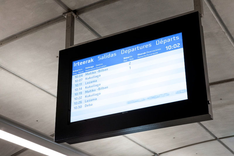 pantallas metro - STATIONS - TRANSPORT TERMINALS